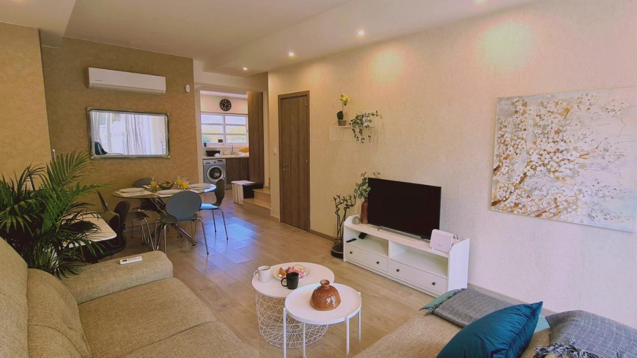 Stay Downtown Retreat Limassol Ngoại thất bức ảnh