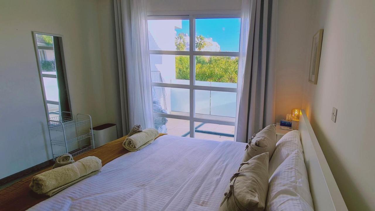 Stay Downtown Retreat Limassol Ngoại thất bức ảnh